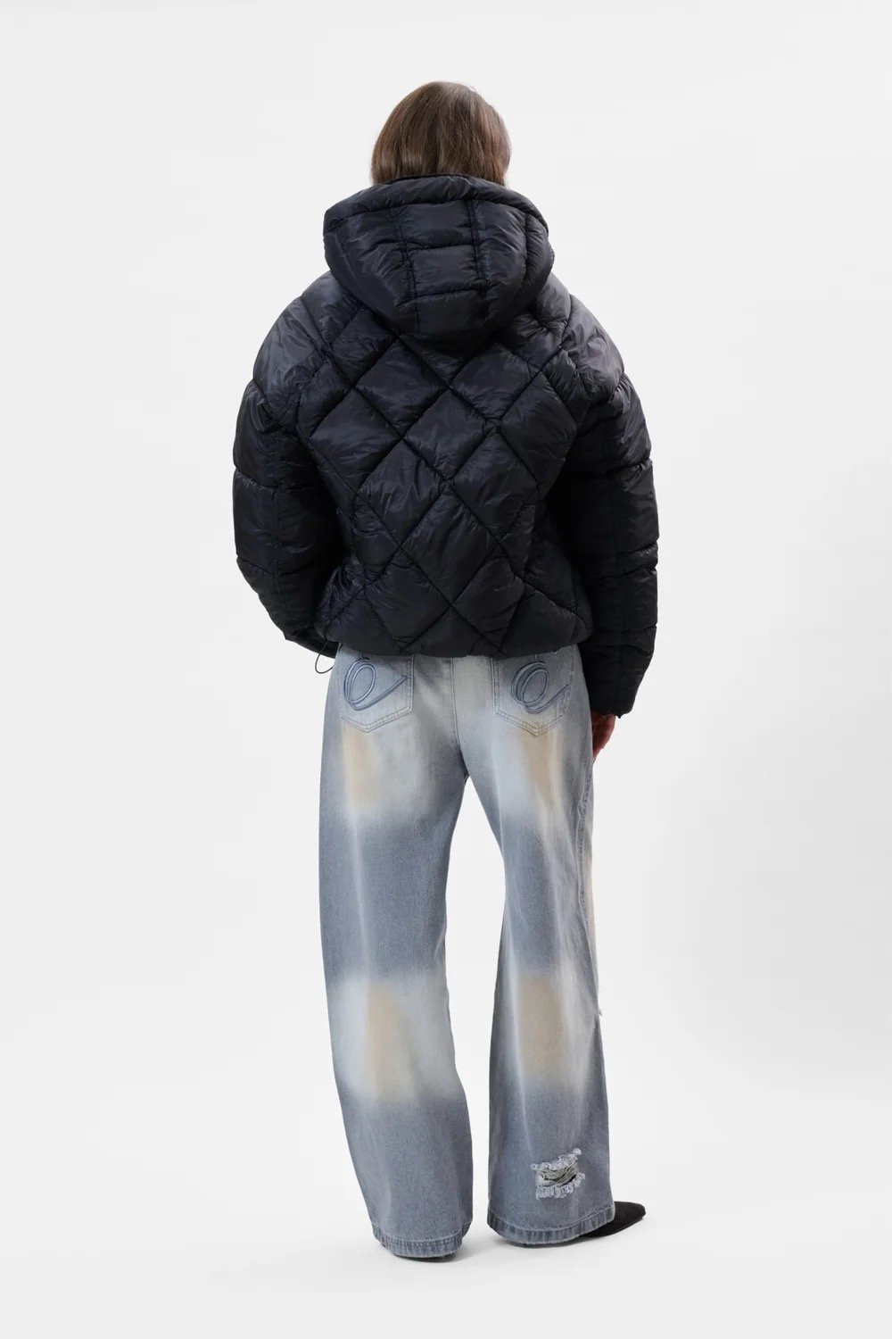 EQUALITÉ DIAMOND PUFFER JACKET BLACK