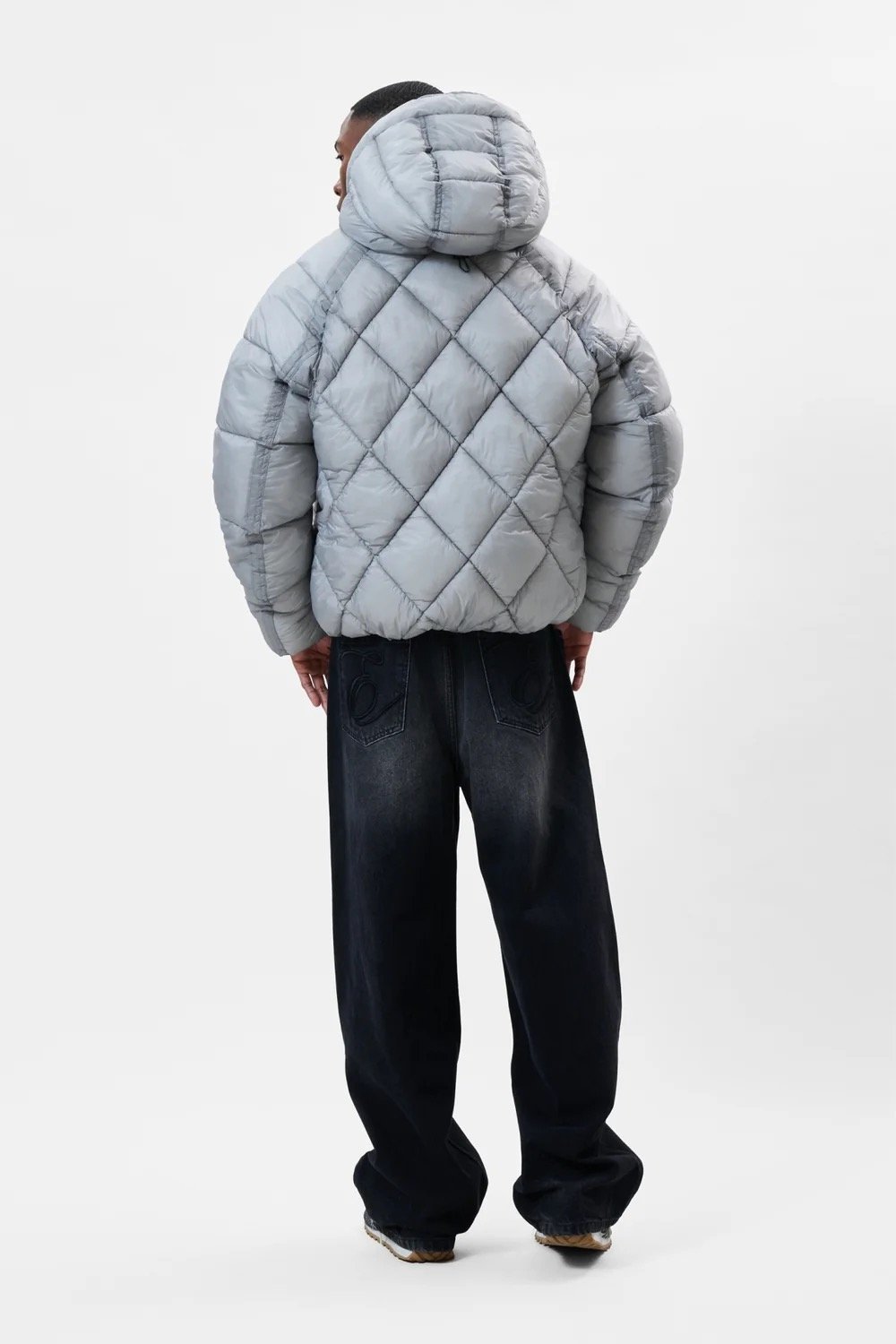EQUALITÉ DIAMOND PUFFER JACKET GREY
