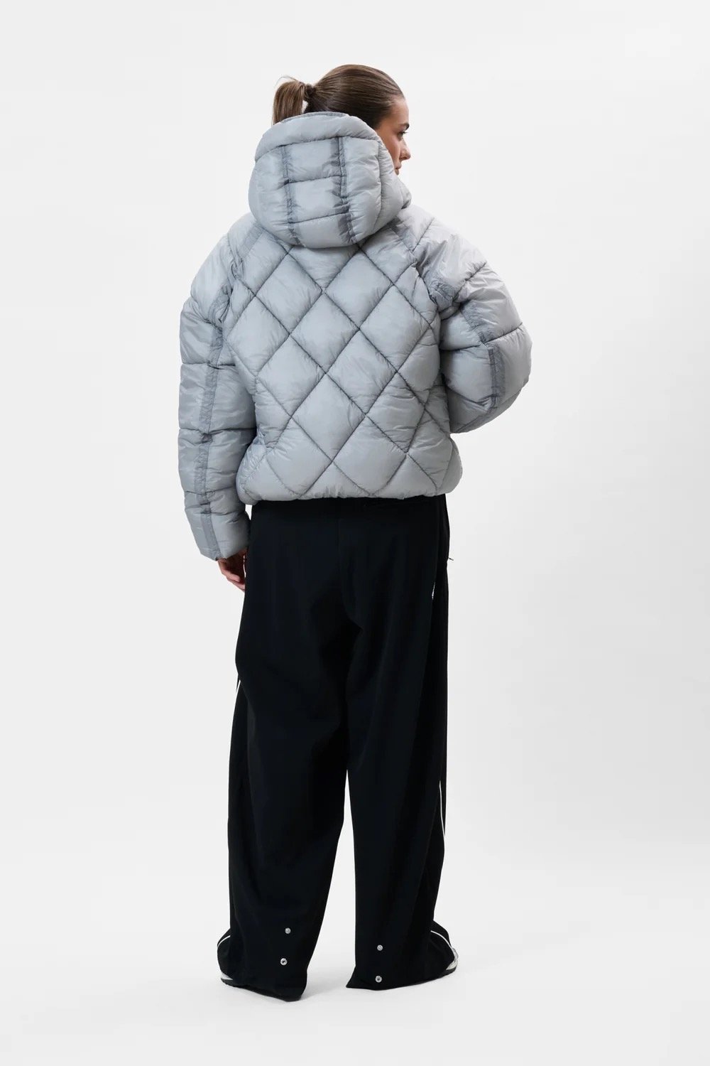 EQUALITÉ DIAMOND PUFFER JACKET GREY