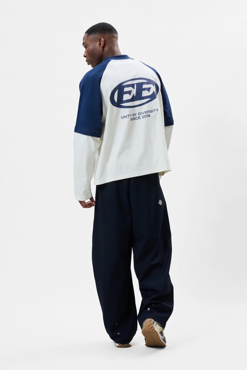 EQUALITÉ DANTE DOUBLE LAYER LONGSLEEVE TEE OFF-WHITE & NAVY