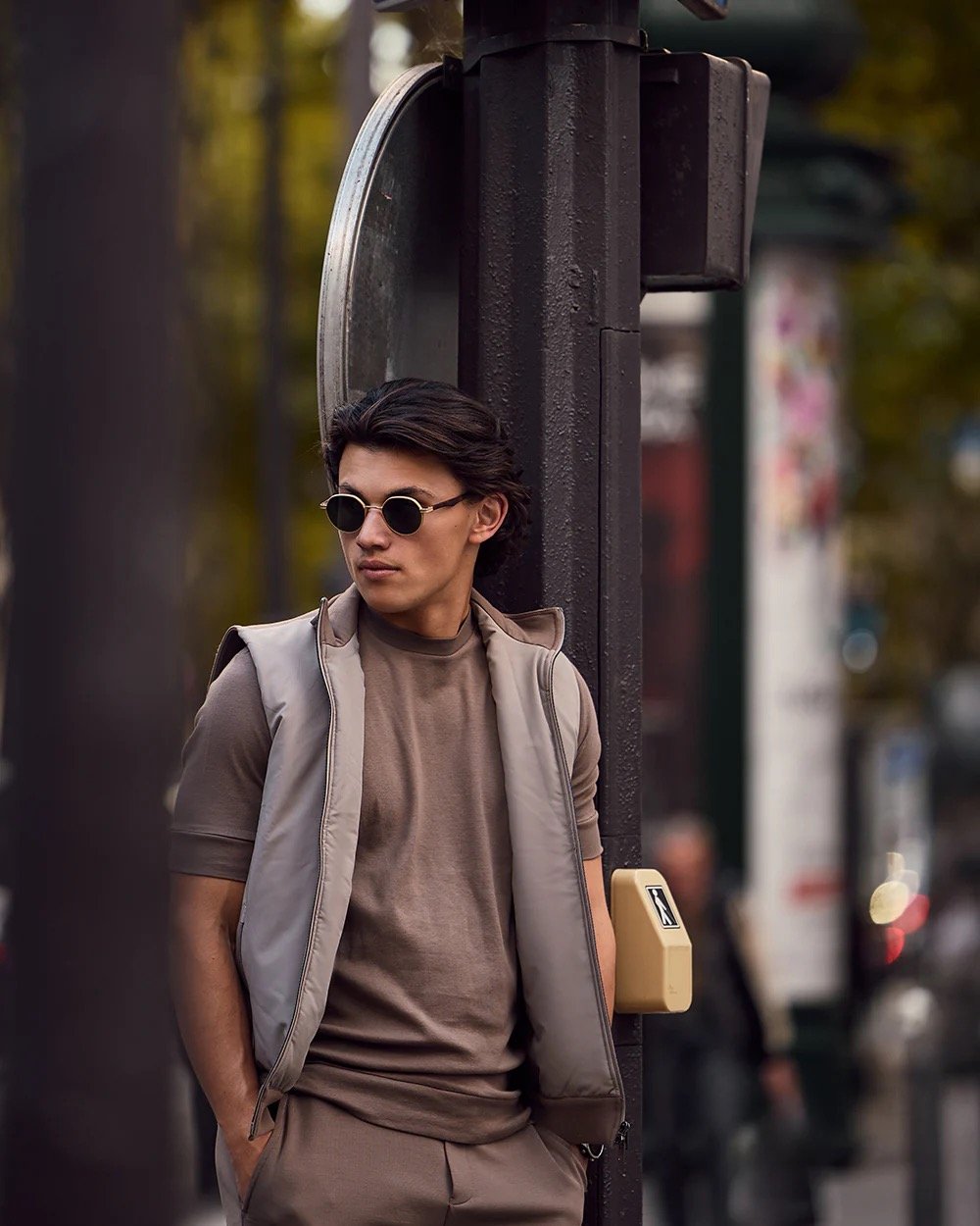 WOODROW OGER - TAUPE