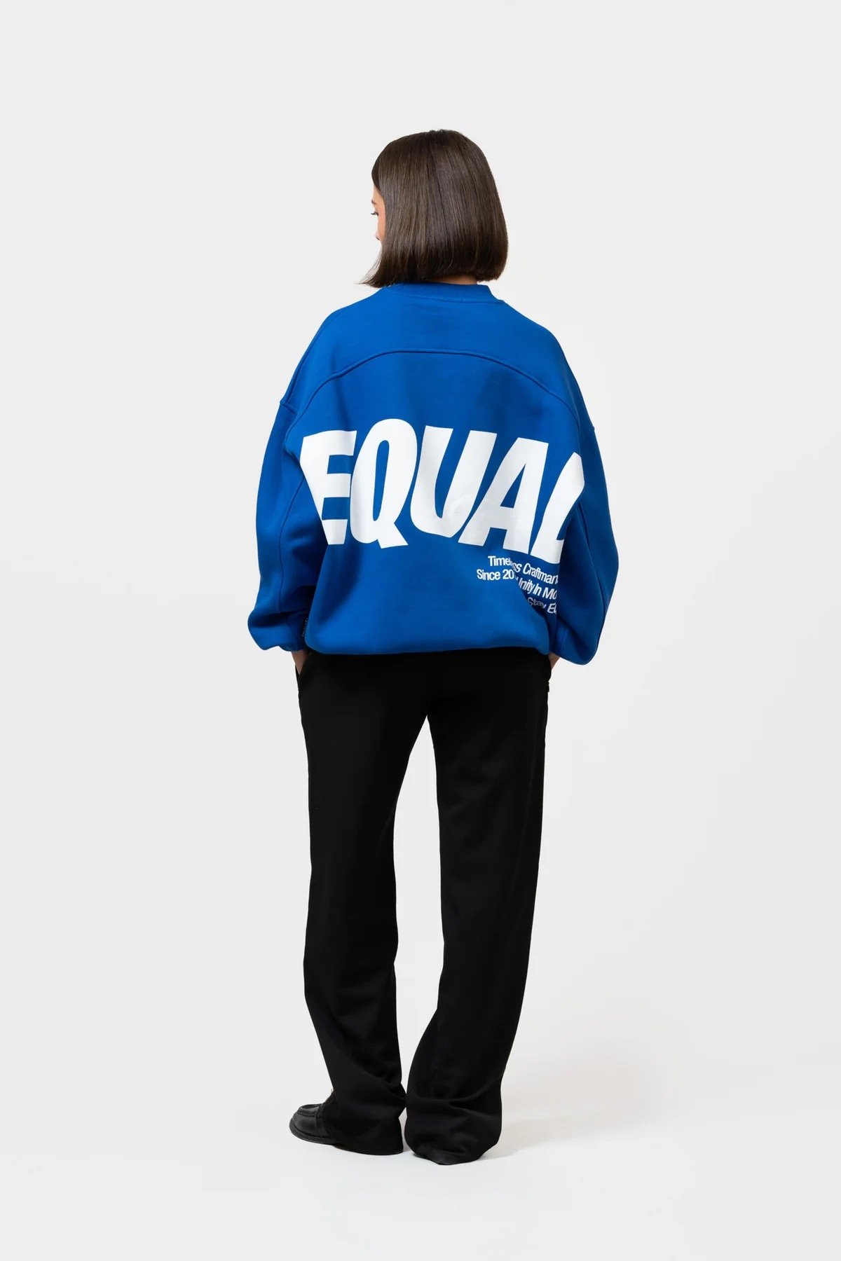 EQUALITÉ: ELIA OVERSIZED SWEATER BLUE