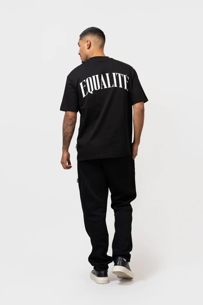 EQUALITÉ: OLIVER OVERSIZED TEE BLACK