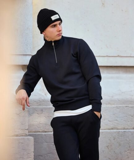 WOODROW WYATT - BLACK