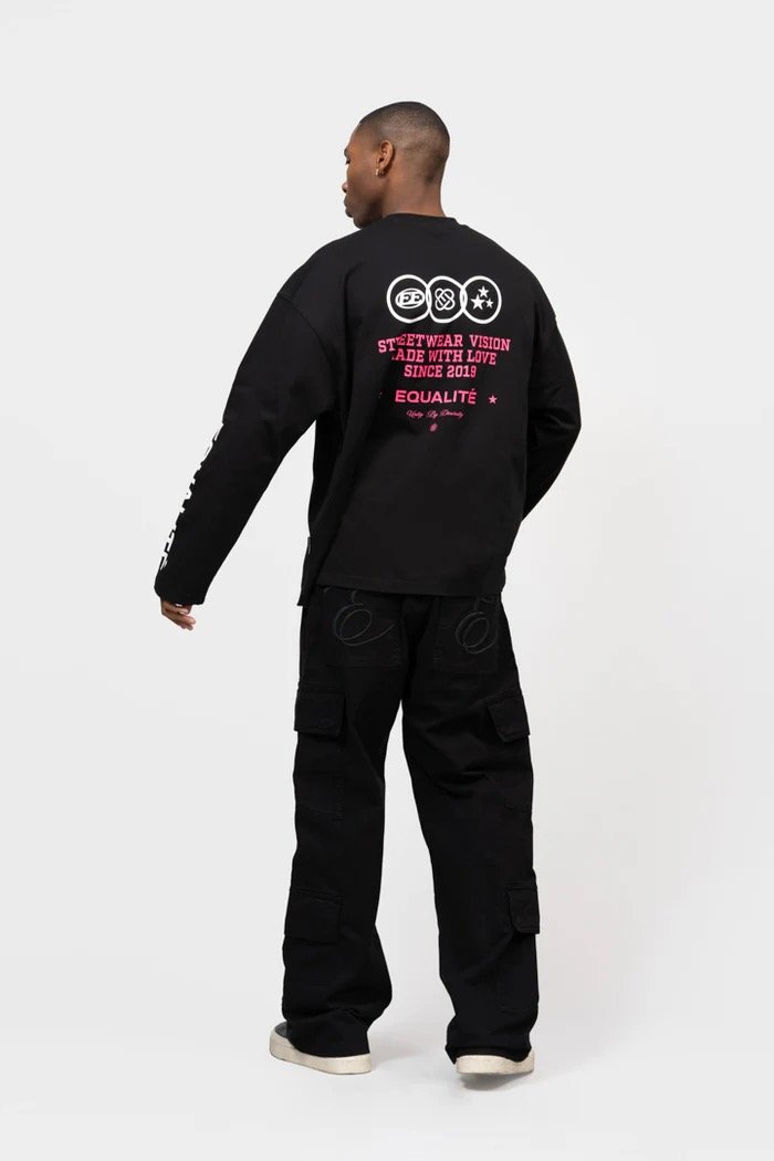 EQUALITÉ: UNIVERSE LONGSLEEVE TEE BLACK & PINK