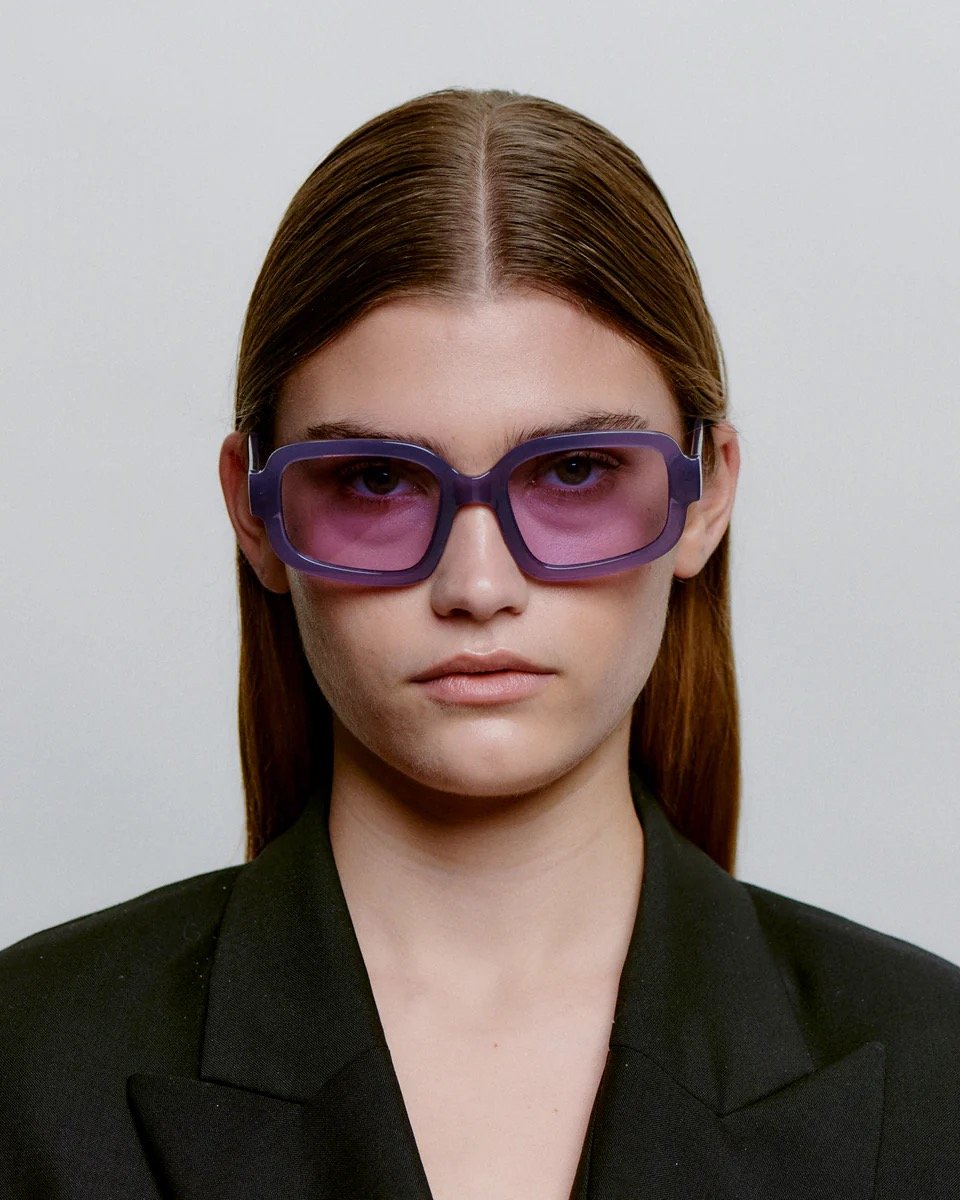 A.KJAERBEDE: PLUTO - SHADOW