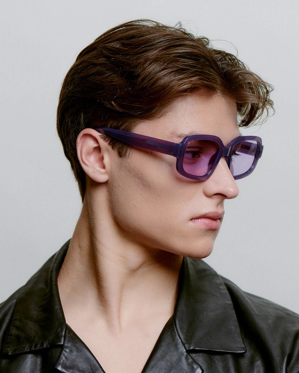 A.KJAERBEDE: PLUTO - SHADOW