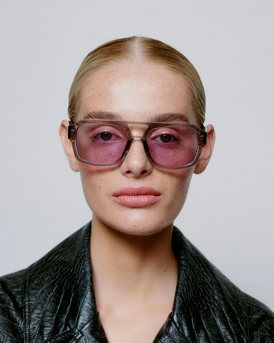 A.KJAERBEDE: KAYA - GREY TRANSPARENT