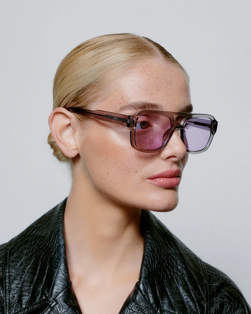 A.KJAERBEDE: KAYA - GREY TRANSPARENT