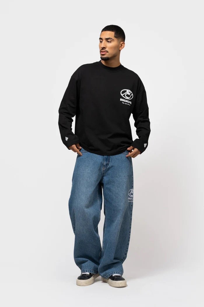 EQUALITÉ ARID OVERSIZED LONGSLEEVE TEE BLACK