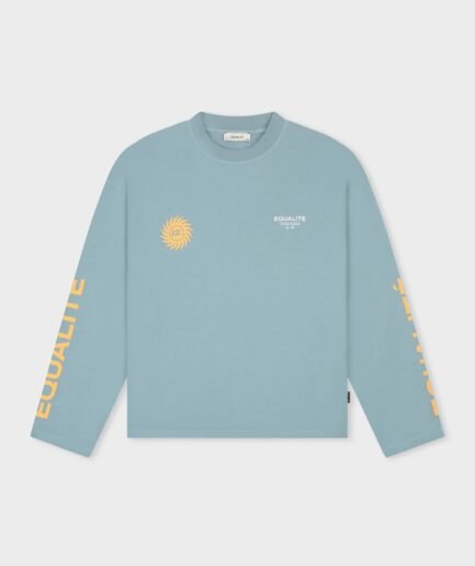 EQUALITÉ SUNNY OVERSIZED LONGSLEEVE TEE WASHED LIGHT BLUE