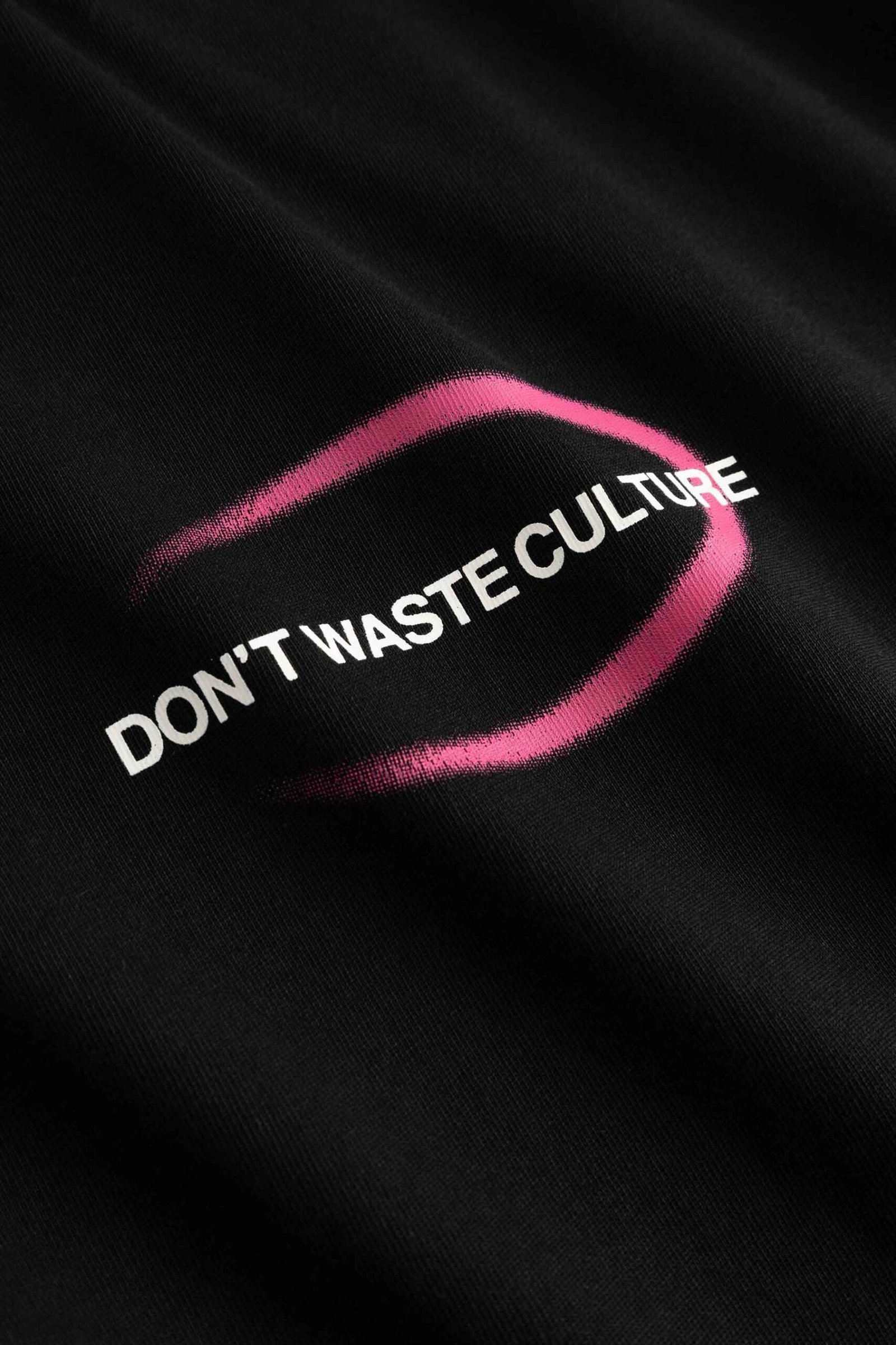 DON'T WASTE CULTURE LIRA T-SHIRT | BLACK