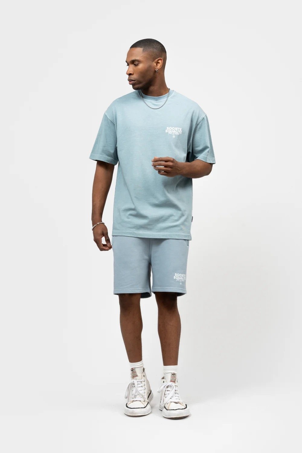 EQUALITÉ SOCIETÉ 2.0 OVERSIZED SHORTS LIGHT BLUE
