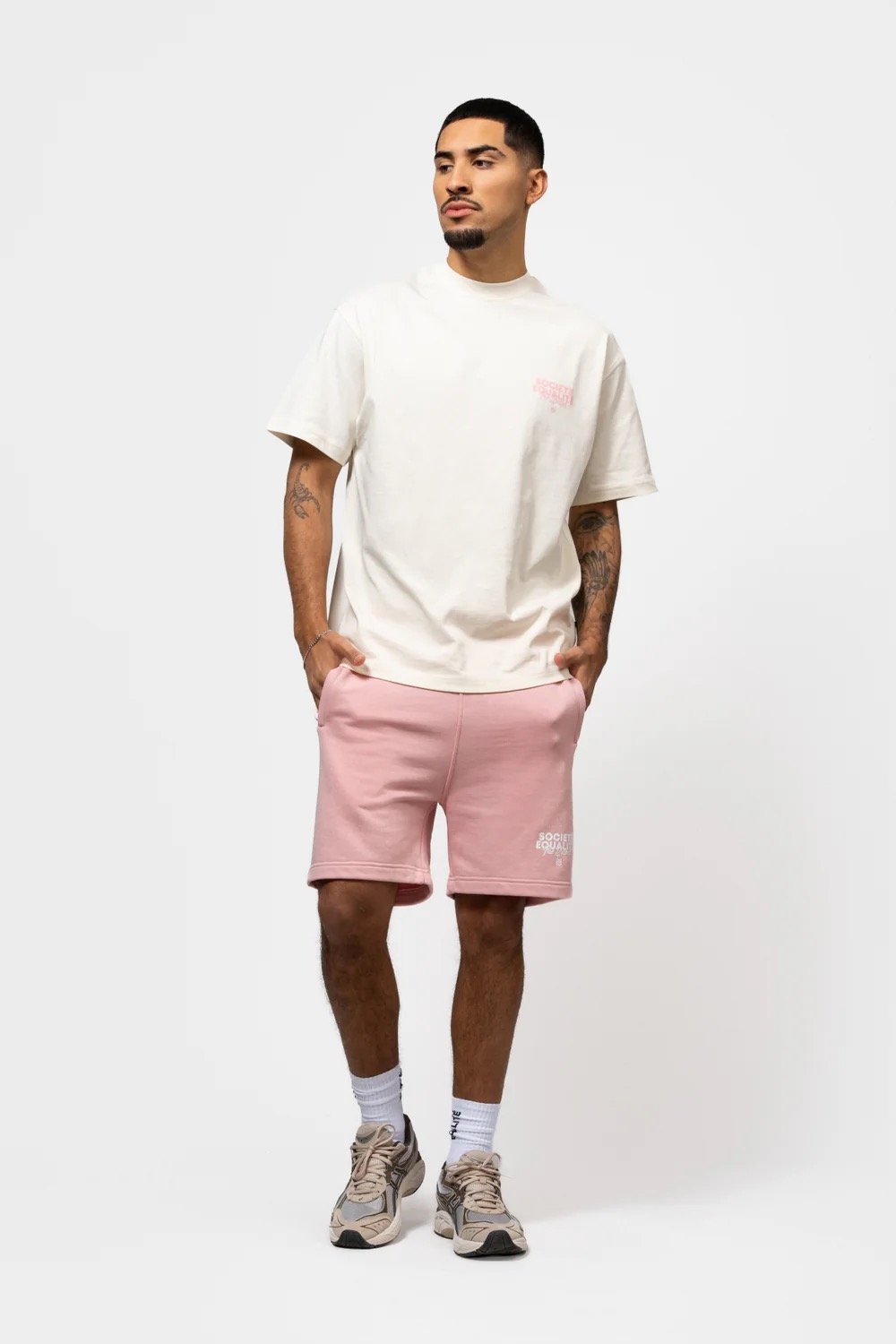 EQUALITÉ SOCIETÉ 2.0 OVERSIZED TEE OFF-WHITE & PINK