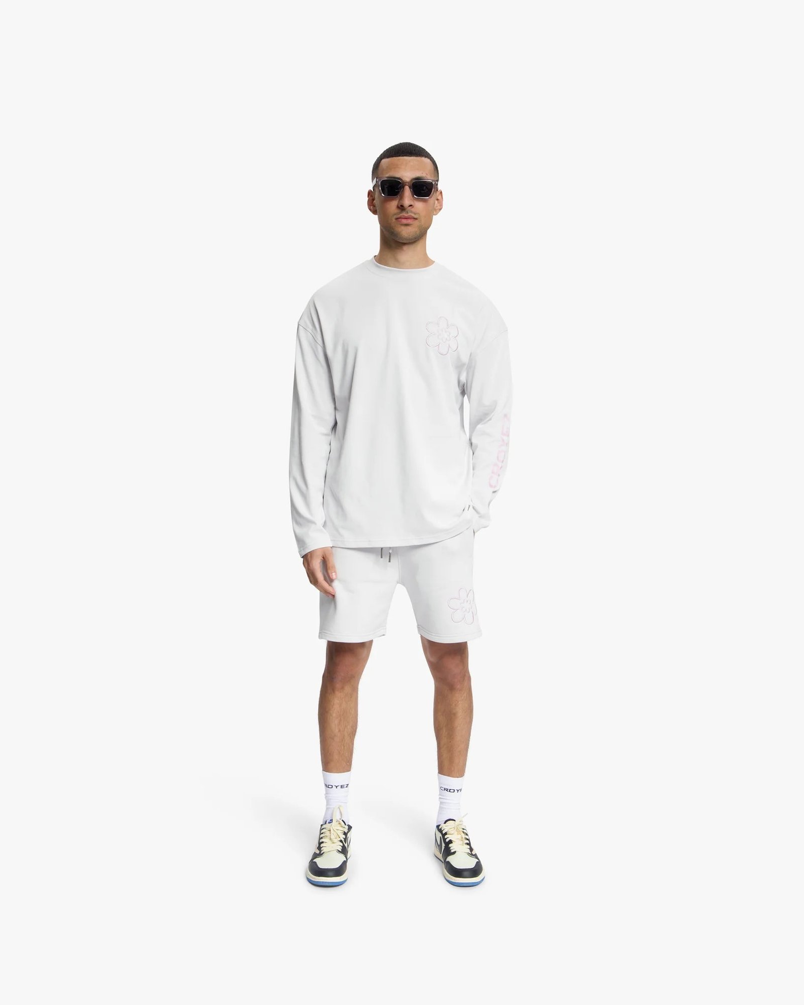 Croyez Contour De La Fleur Longsleeve | Light Grey
