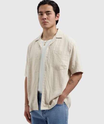 PURE PATH SQUARES EMBROIDERY SHORTSLEEVE SHIRT SAND 26010219