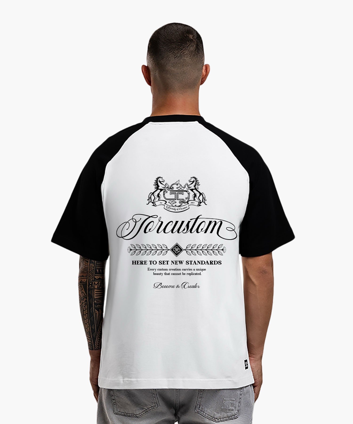 JORCUSTOM HANDSCRIPT2.0 RAGLAN T-SHIRT WHITE-BLACK