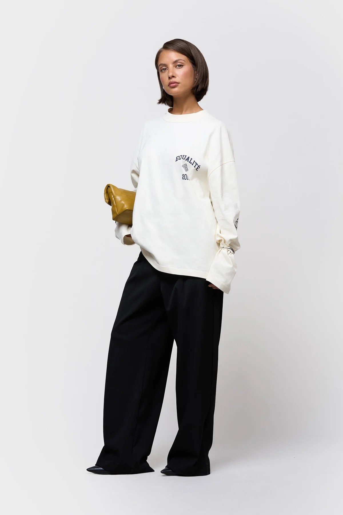 EQUALITÉ ISA OVERSIZED LONGSLEEVE TEE OFF-WHITE