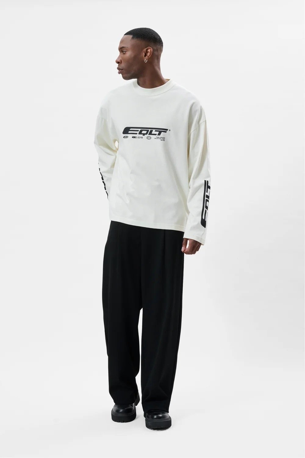 EQUALITÉ EQLT OVERSIZED LONGSLEEVE TEE OFF-WHITE