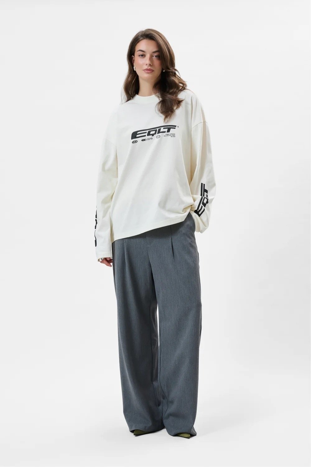 EQUALITÉ EQLT OVERSIZED LONGSLEEVE TEE OFF-WHITE