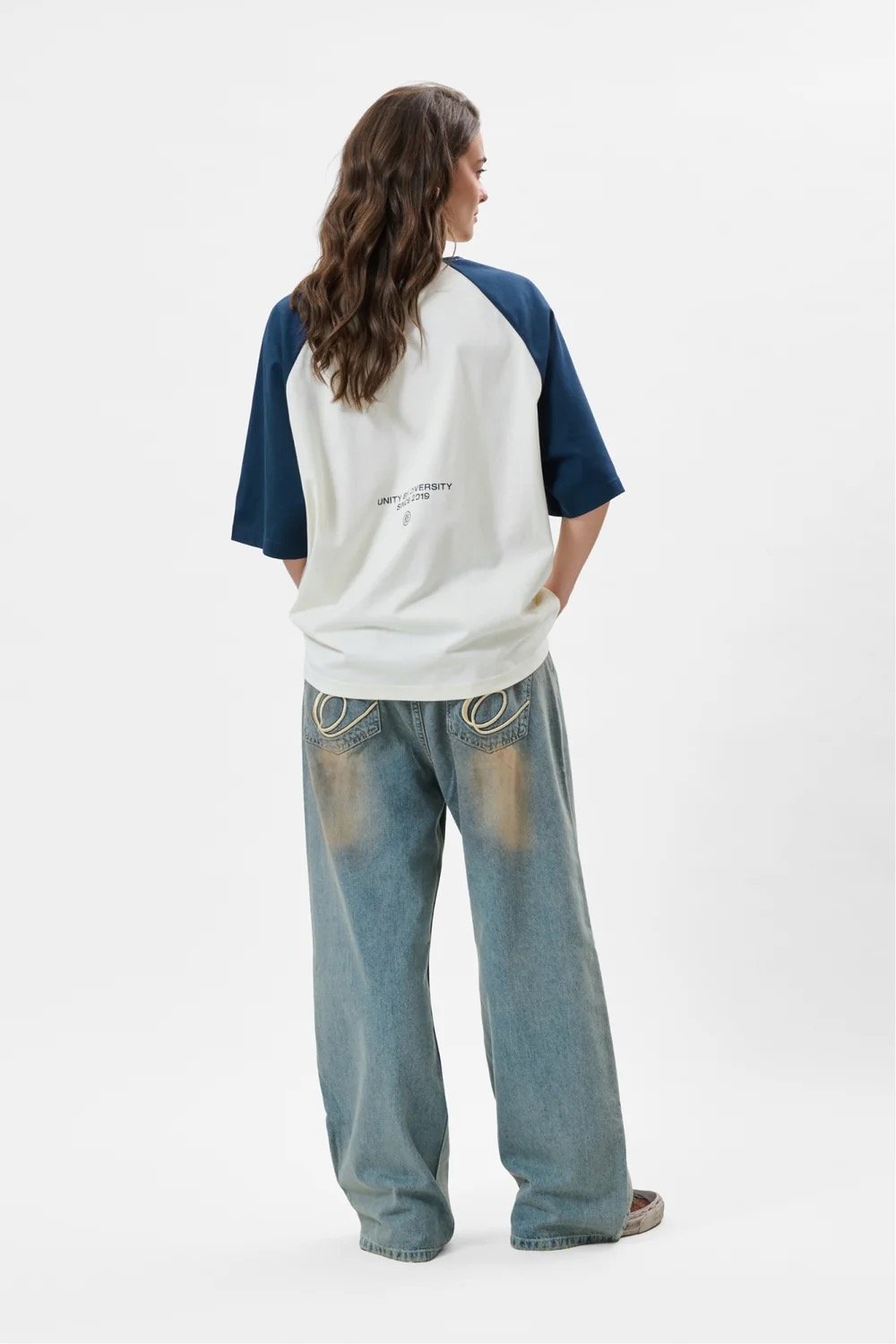 EQUALITÉ ELAN BOXY TEE NAVY & OFF-WHITE