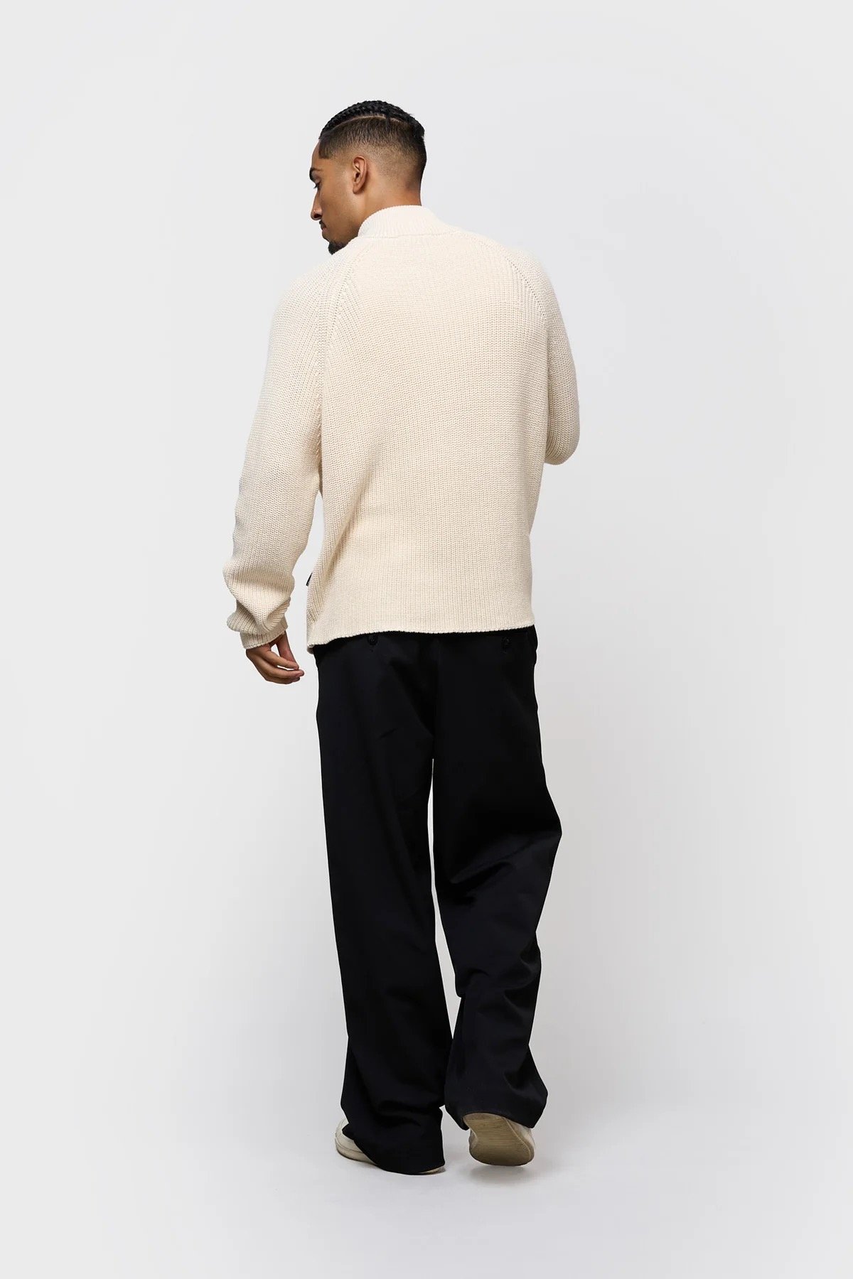 EQUALITÉ FUNNEL KNIT SWEATER OFF-WHITE
