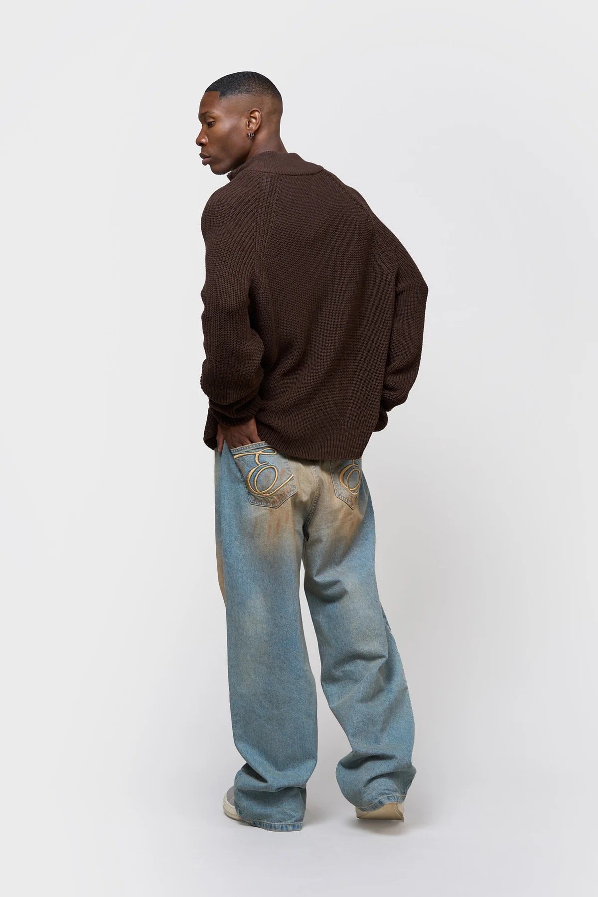 EQUALITÉ FUNNEL KNIT SWEATER BROWN