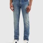 Pure Path: The Ryan Jeans W1537