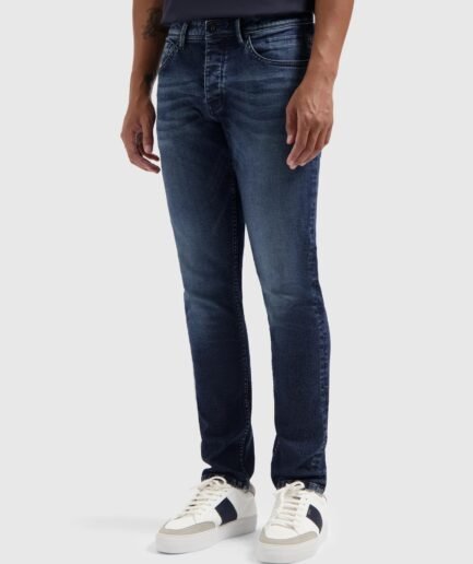 Pure Path: The Ryan Jeans W1547